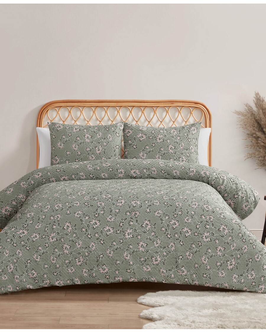 Jessica Simpson Botanical Embossed Comforter Set