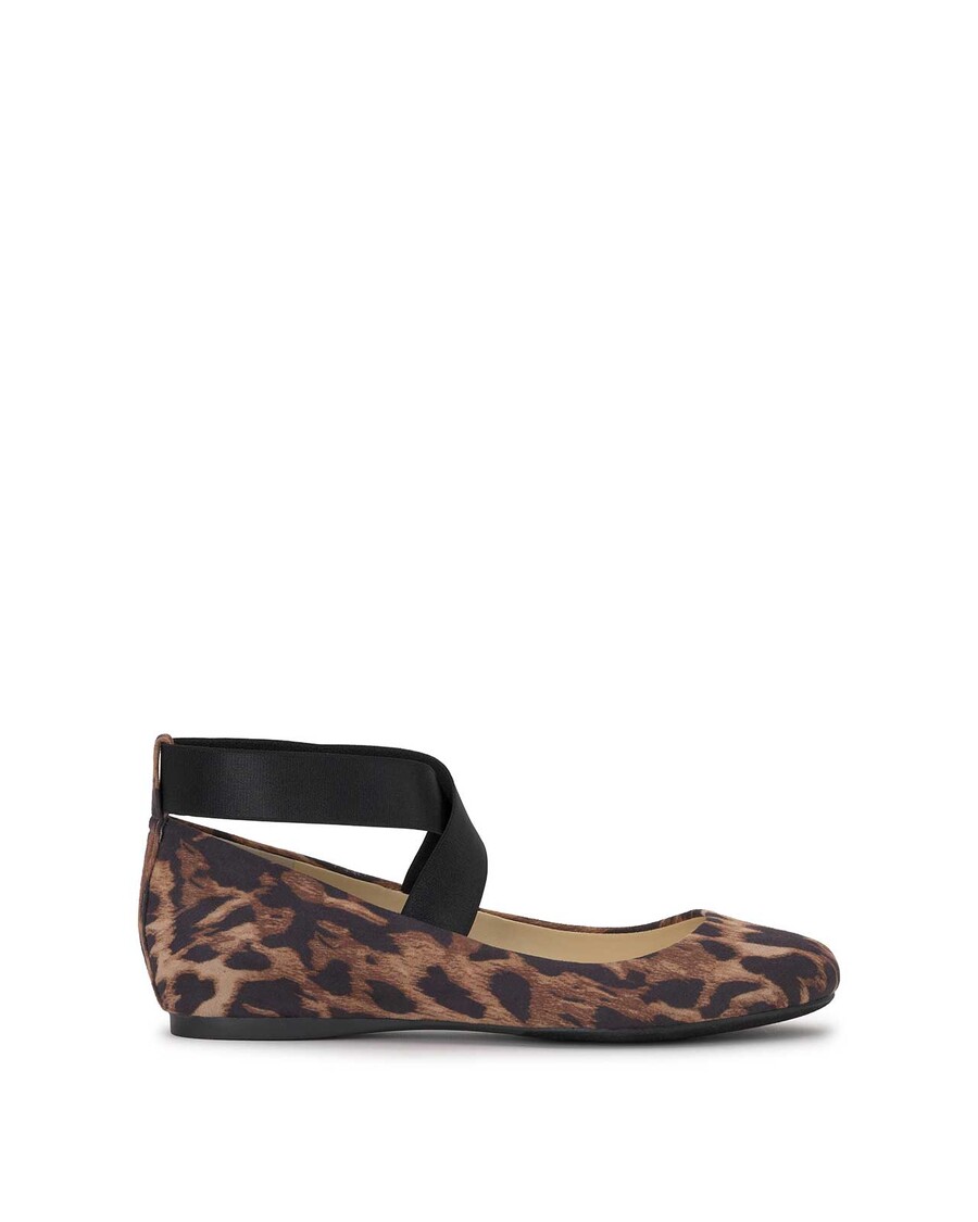 Jessica Simpson Mandayss Ballet Flat in Leopard