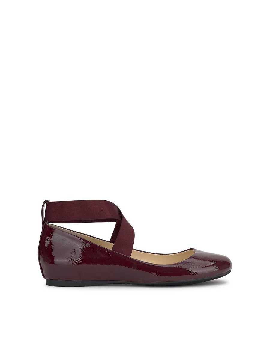 Jessica Simpson Mandayss Ballet Flat in Dark Cherry