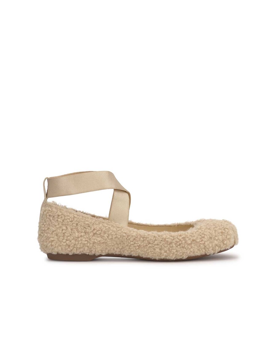 Jessica Simpson Mandalaye Ballet Flat in Shearling