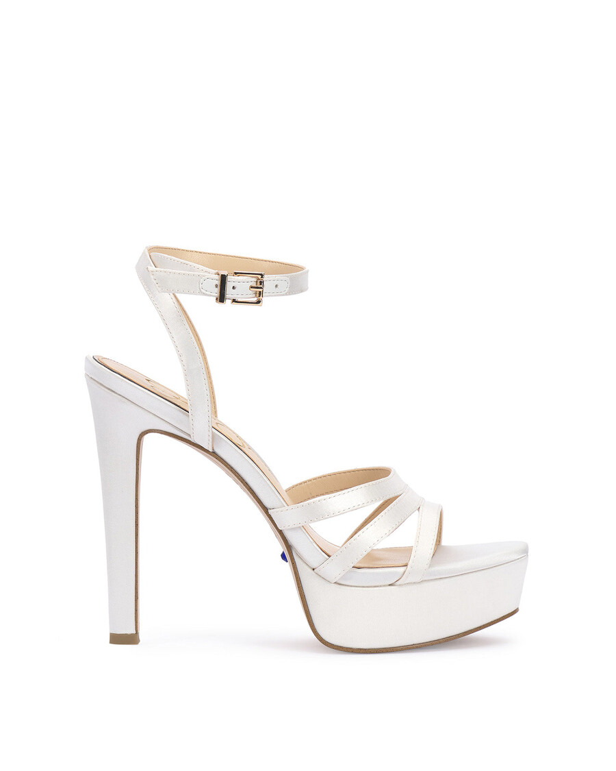 Jessica Simpson Balina High Heel in White