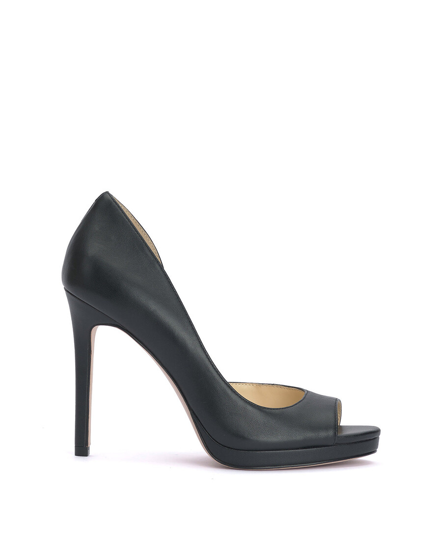 Jessica Simpson Kimli Peep Toe Pump in Black