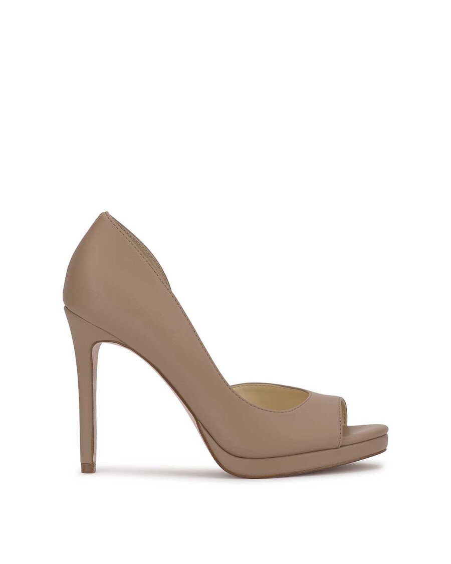 Jessica Simpson Kimli Peep Toe Pump in Chai Latte