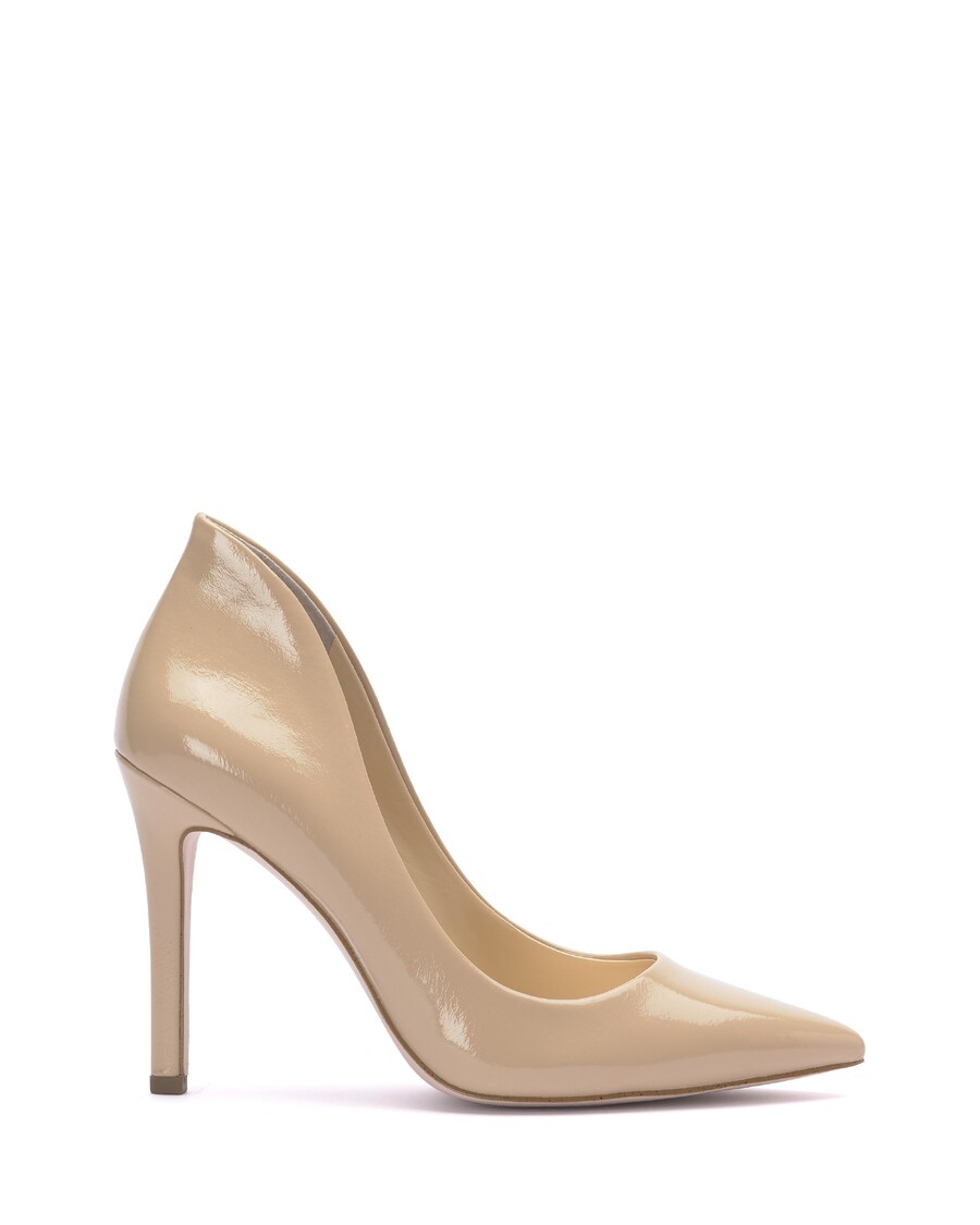 Jessica Simpson Cambredge Pump in Sand