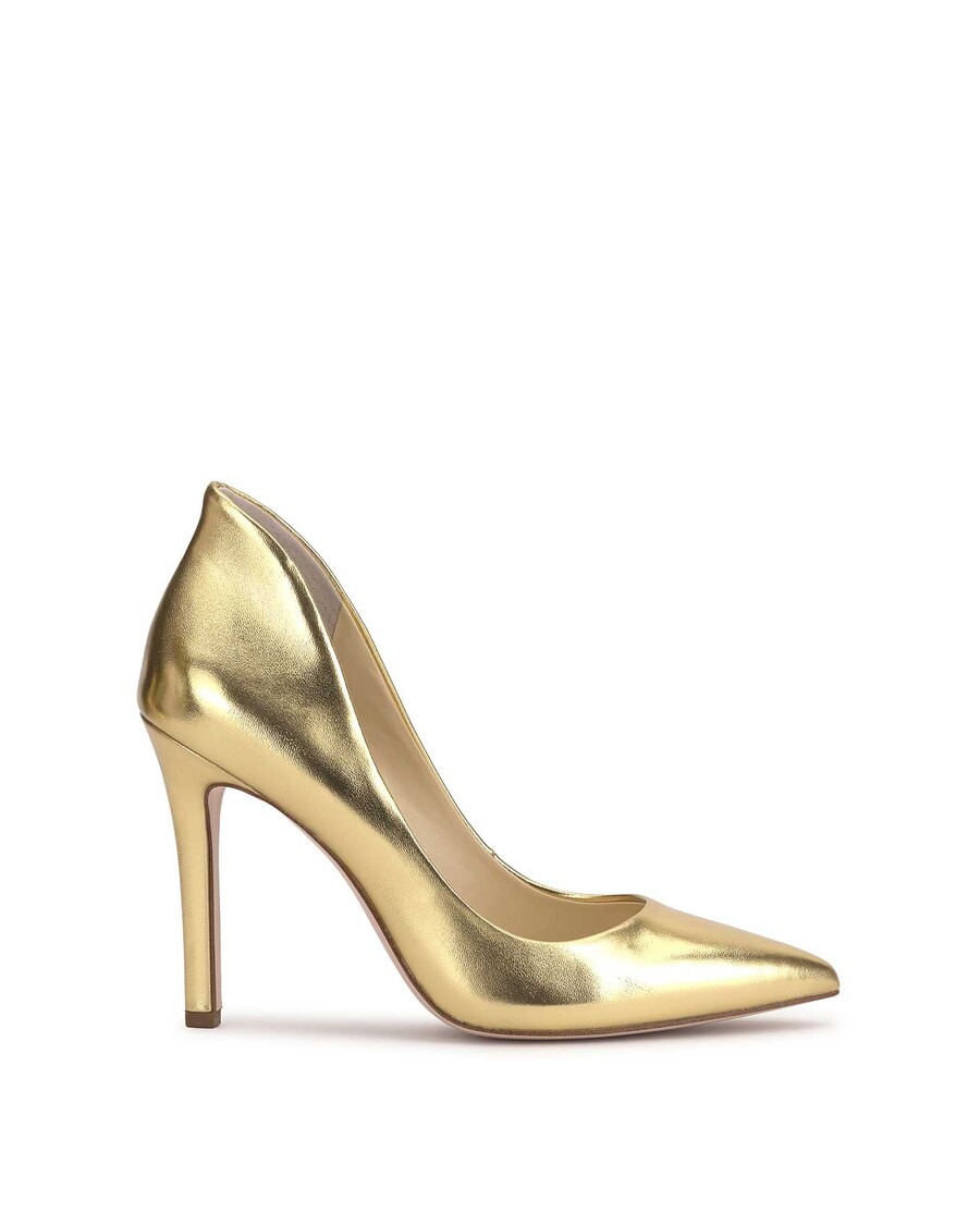 Jessica Simpson Cambredge Pump in Bright Gold