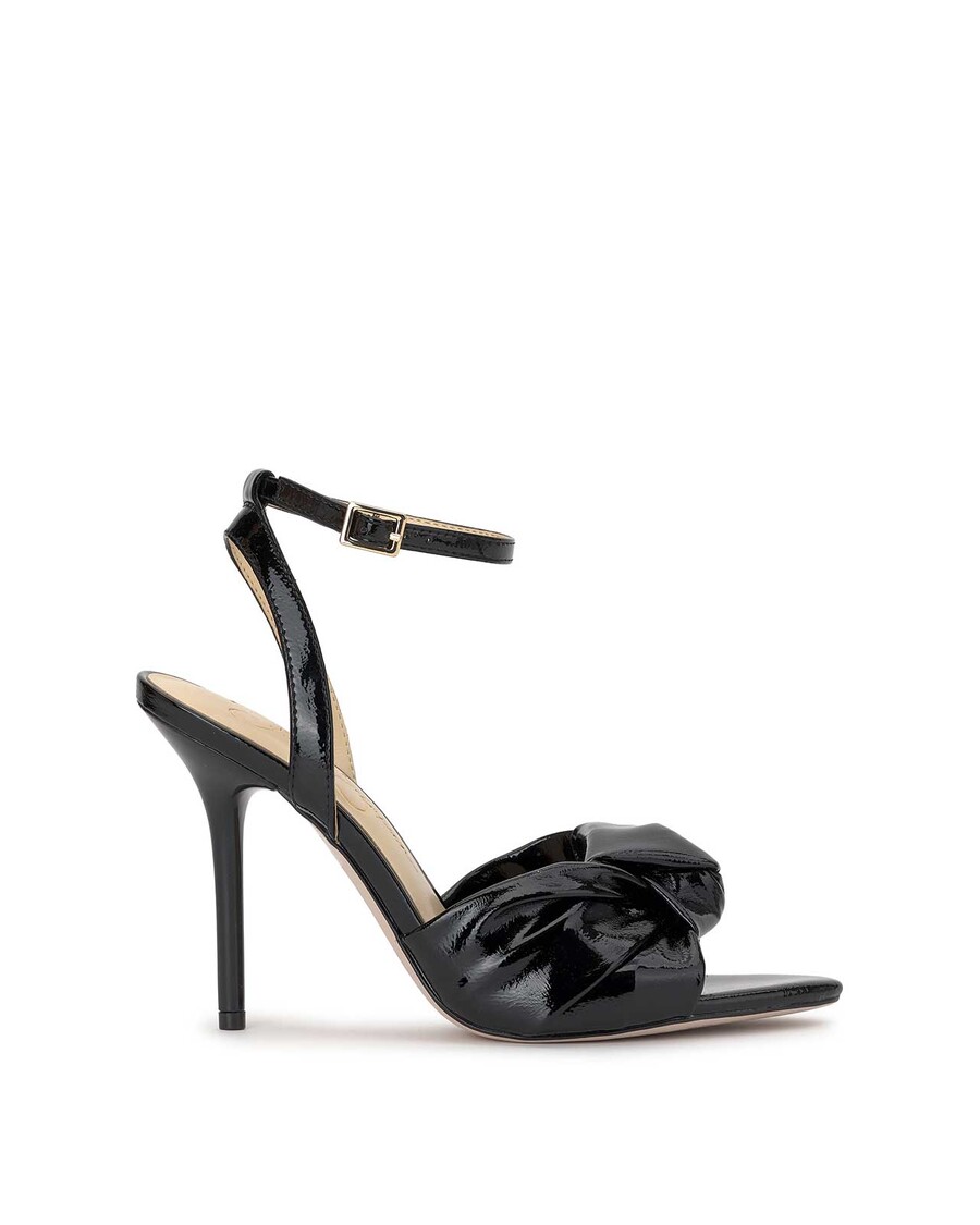 Jessica Simpson Neveny High Heel in Black