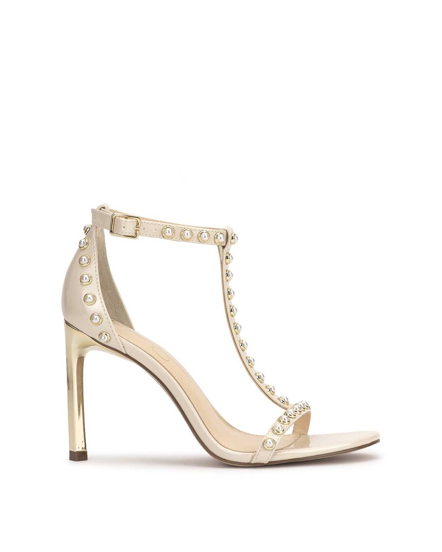 Jessica Simpson Qylla High Heel in Ivory